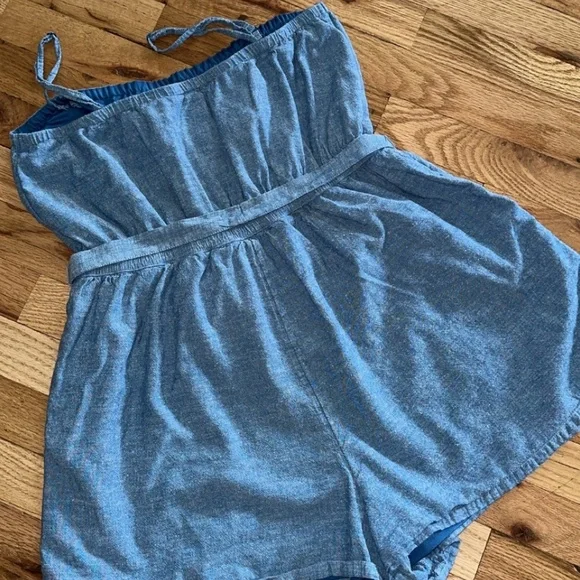 American Eagle Chambray Tube Romper - Picture 4 of 4